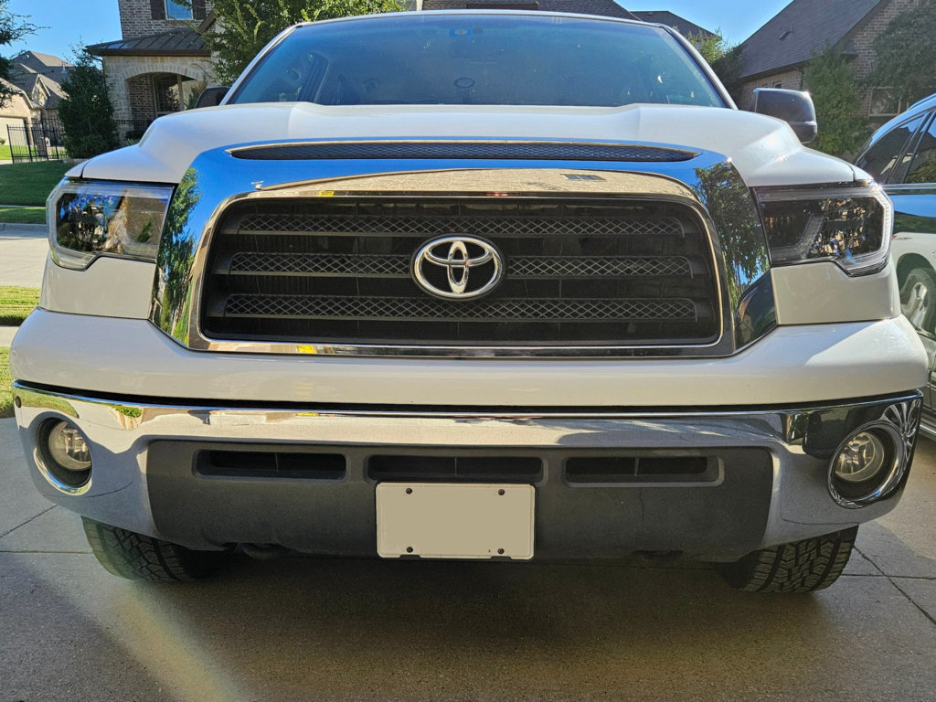 07Tundra_Sequoia head Lamps_Full View.jpg