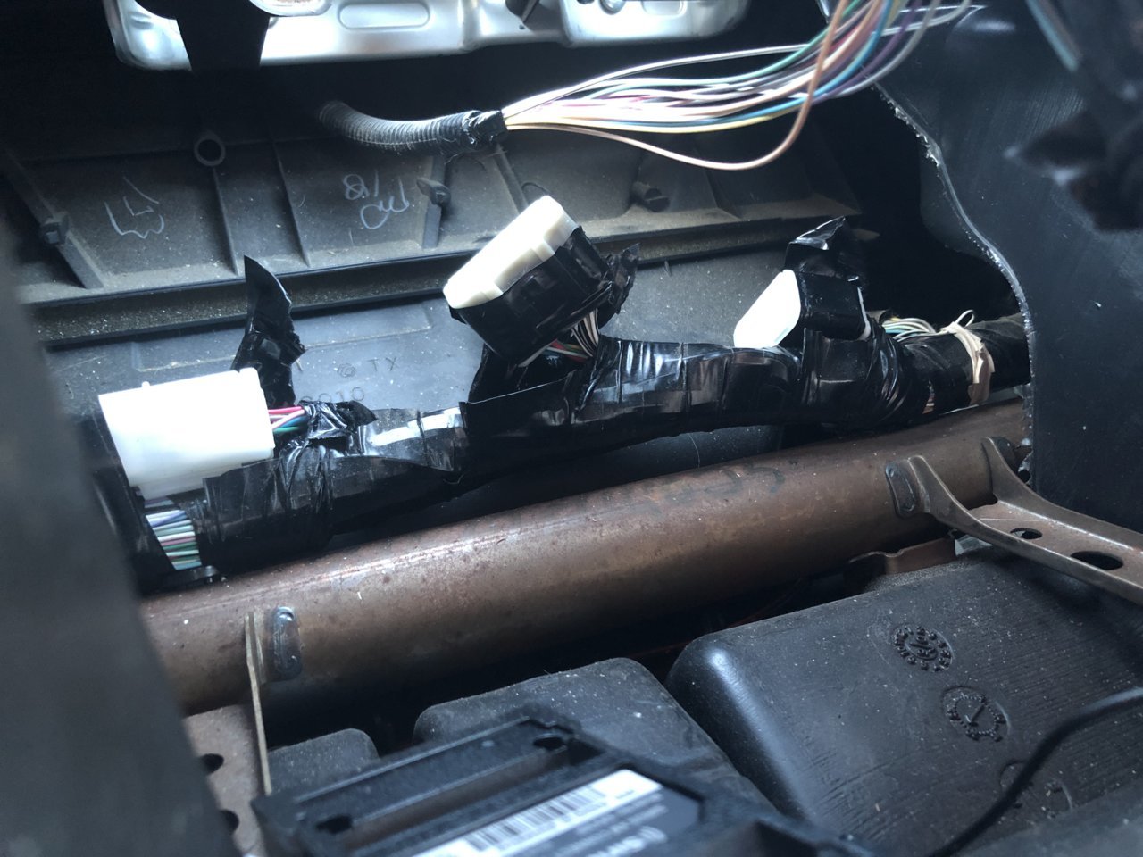 Reverse signal wire | Toyota Tundra Forum