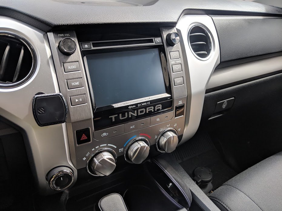 Remove the HD radio/XM graphics | Toyota Tundra Forum