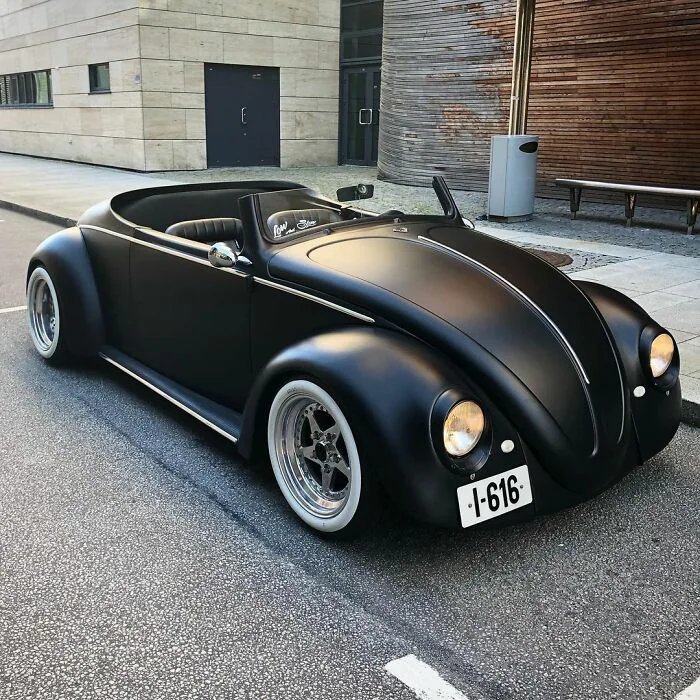 1961-VW-Beetle-Deluxe-transformed-into-A-Black-Matte-Roadster.jpg