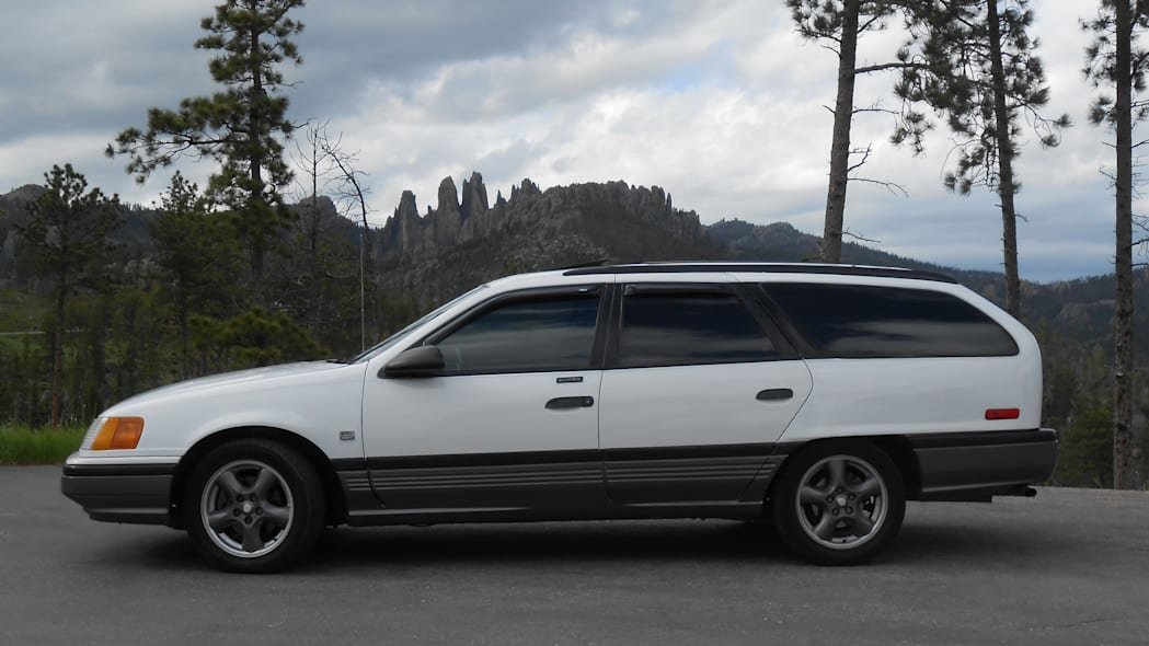 1987-mercury-sable-sho-wagon-00013-1.jpg