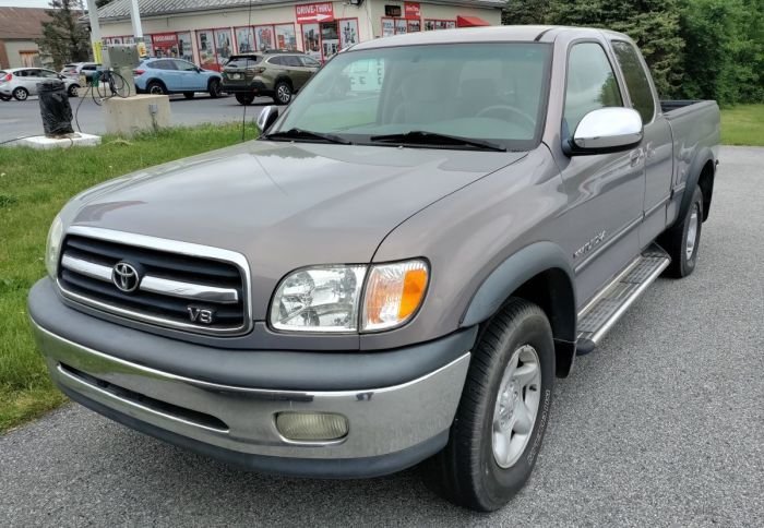 2001 Tundra Access Cab-1s.jpg