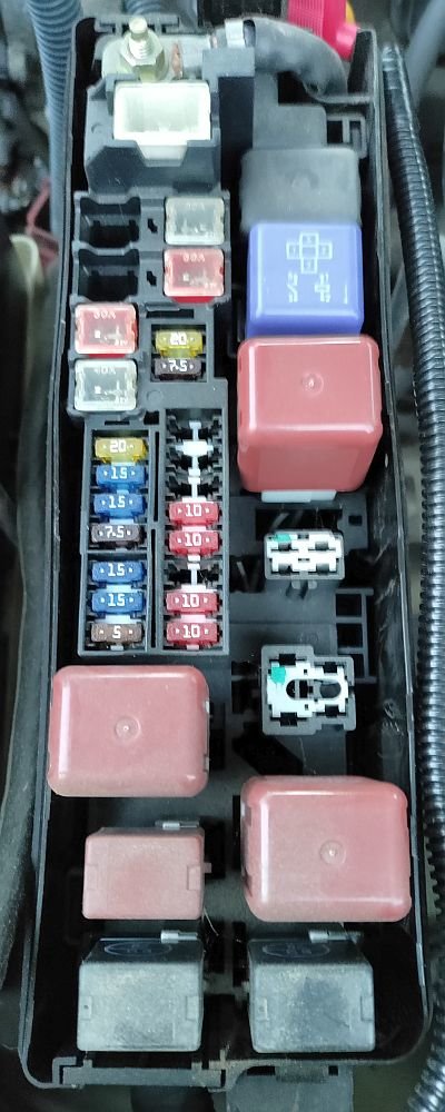 2001 Tundra fuse panel-2.jpg
