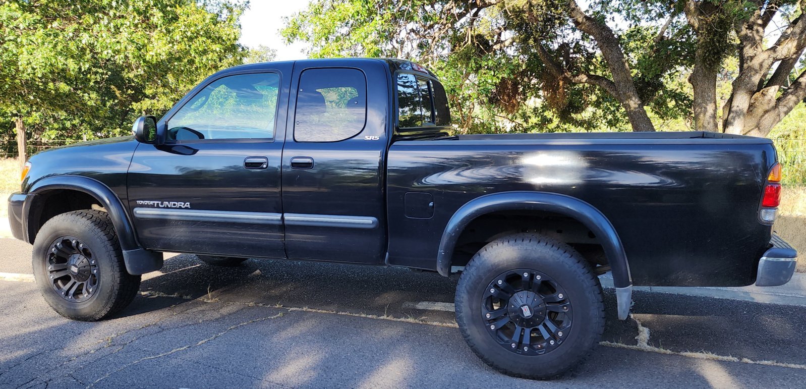 2003 Tundra AC 4x4 v8.jpg