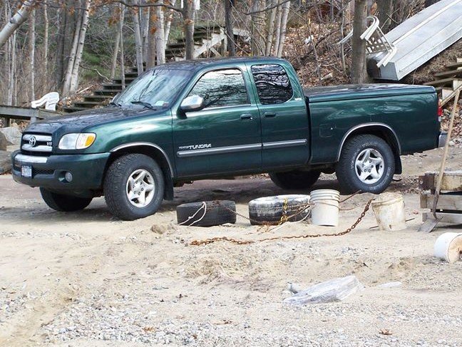 2003tundra.jpg