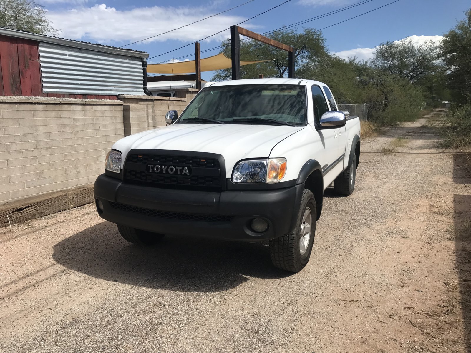 2006-tundra-sr5-1.jpg