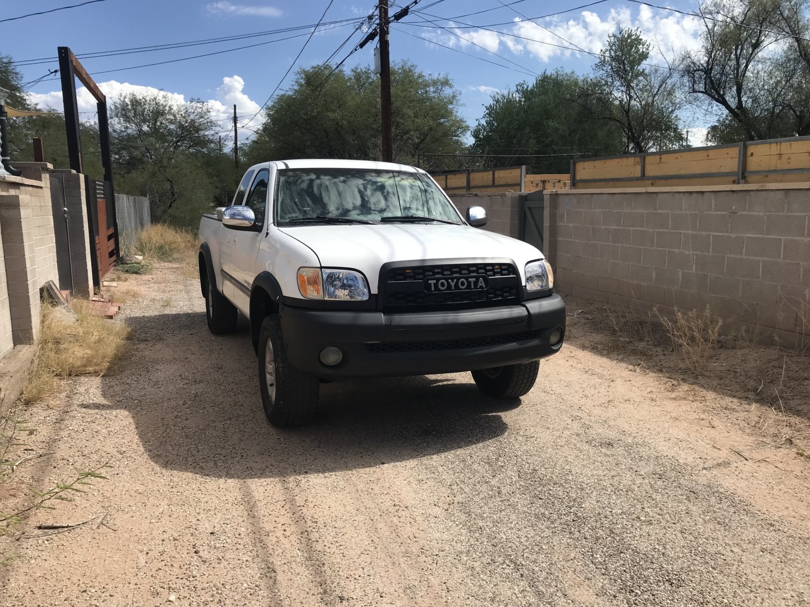 2006-tundra-sr5-2.jpg