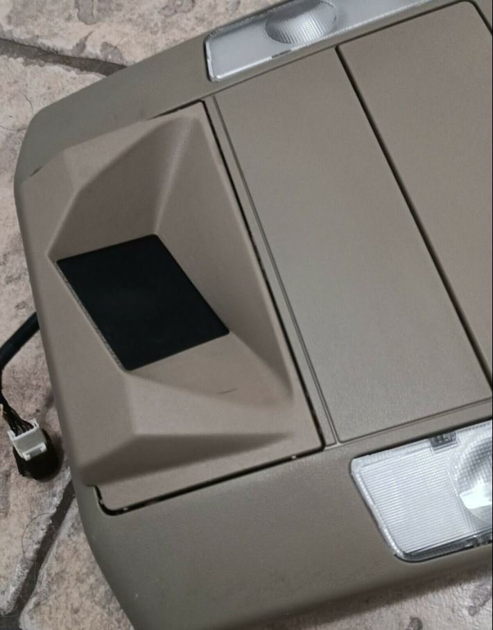 2007 toyota tundra LCD Monitor2.jpg