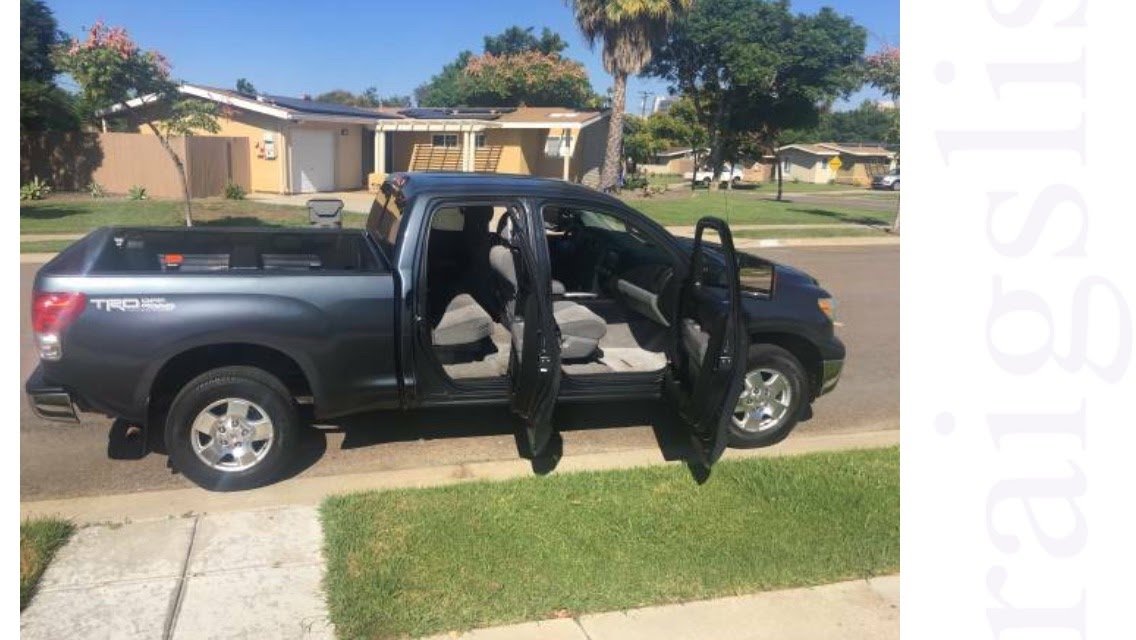 2007 Toyota Tundra TRD 4x4 5 (5).jpg