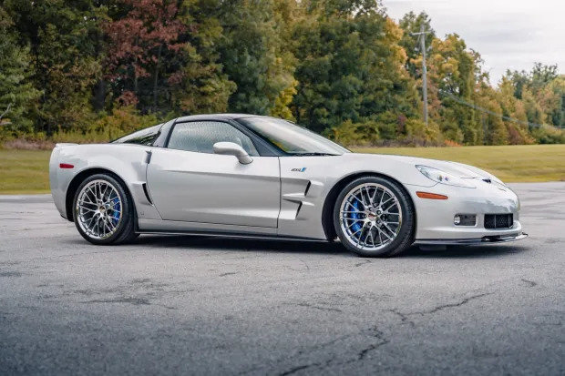 2009_chevrolet_corvette-zr1_c6-zr1-008-33628.jpg