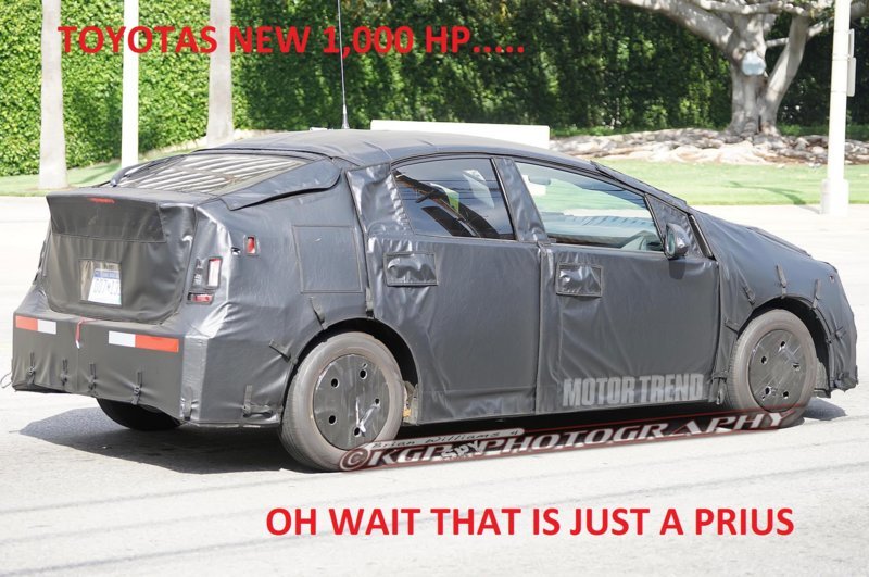 2015-Toyota-Prius-prototype-right-rear-view.jpg