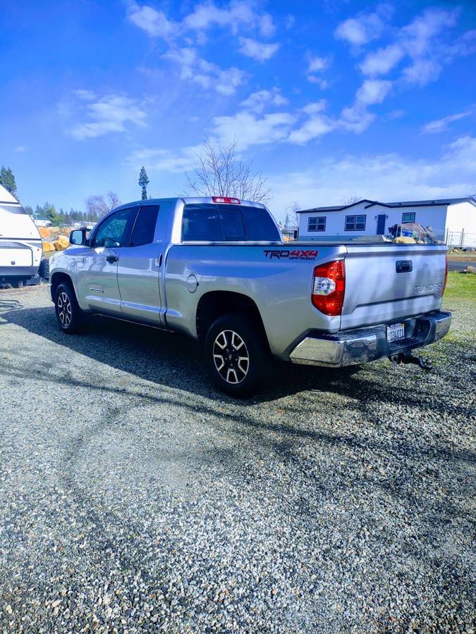 2015-tundra-01.jpg