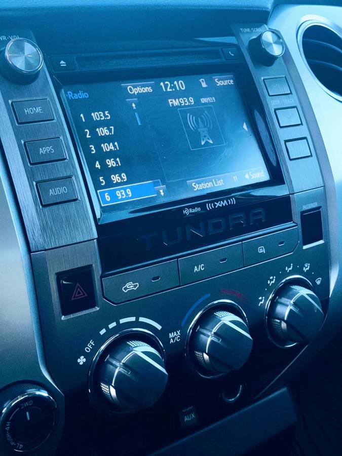 2015-tundra-03.jpg