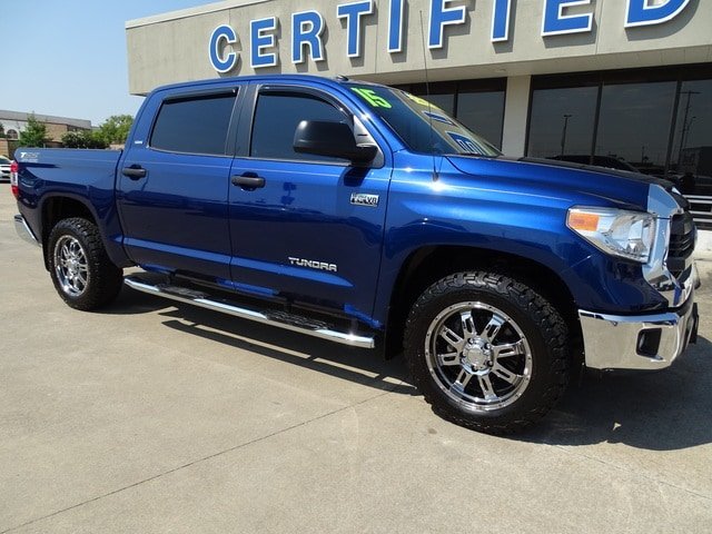 2015 Tundra.jpg