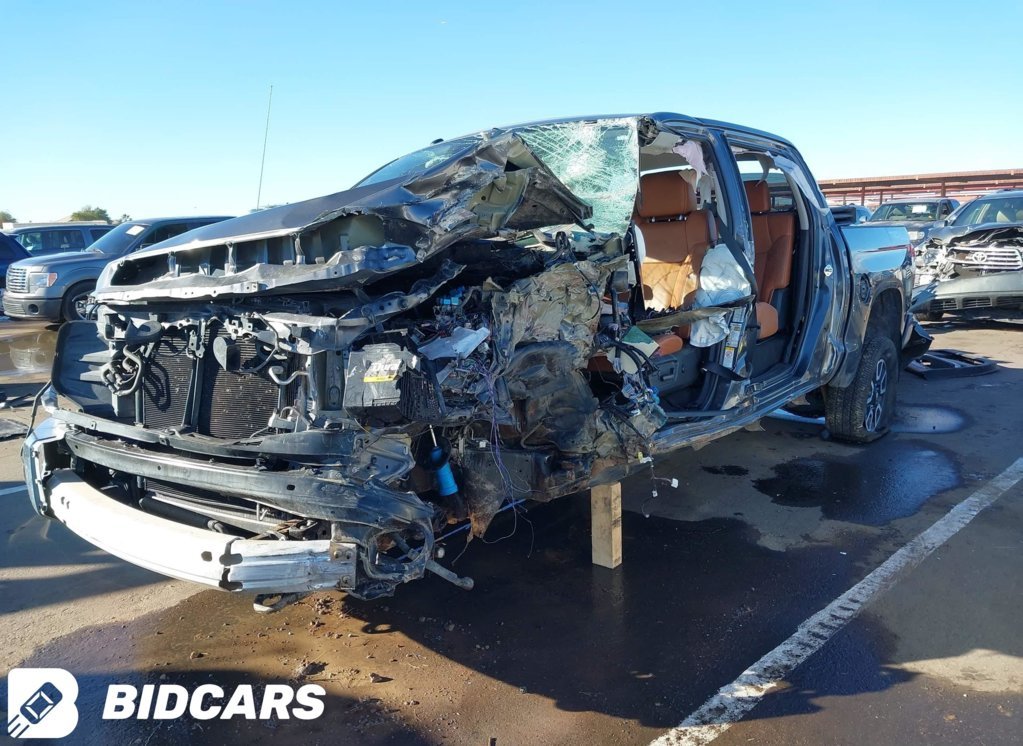 2018-Toyota-Tundra-5TFAY5F19JX716155-2.jpg