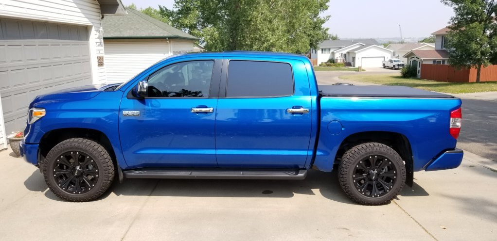 2018 Tundra Driver View Driveway.jpg