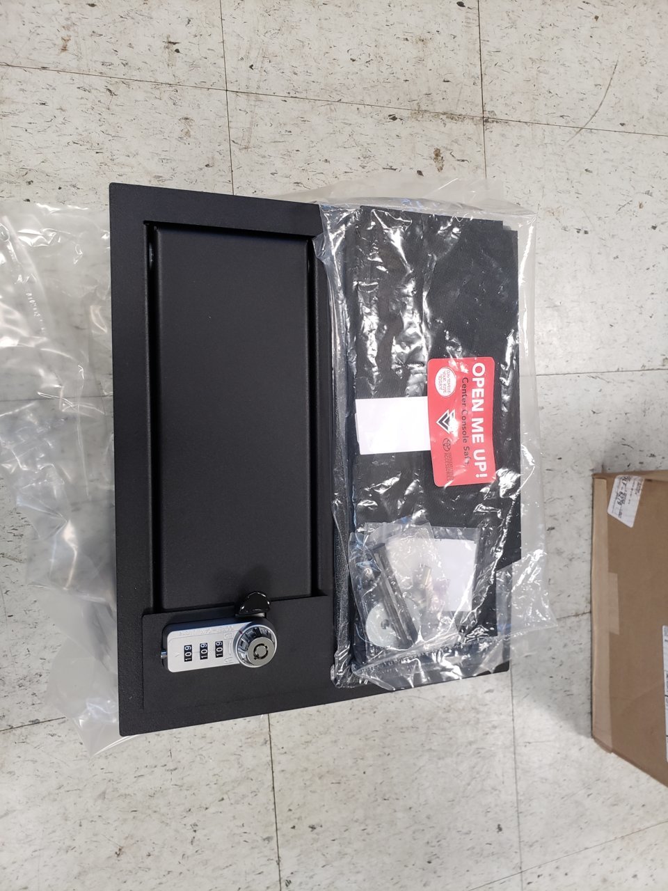 Duraliner Bed Liner >> 14-18 TUNDRA GUN SAFE FOR CENTER CONSOLE 00016-34174 $220 ... Duraliner Bed Liner >> 14-18 TUNDRA GUN SAFE FOR CENTER CONSOLE 00016-34174 $220 ...
