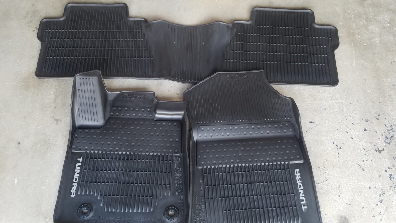 Fs Like New Oem Rubber All Weather Floor Mats Toyota Tundra Forum