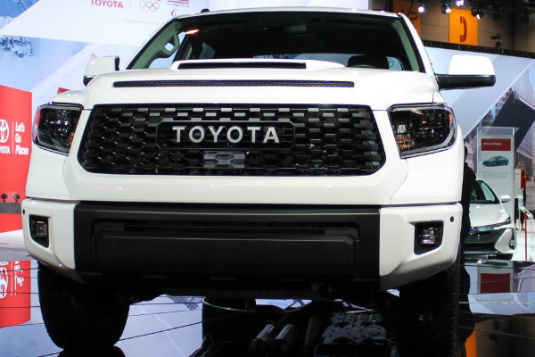 2019-Toyota-Tundra-Front-End_df.jpg