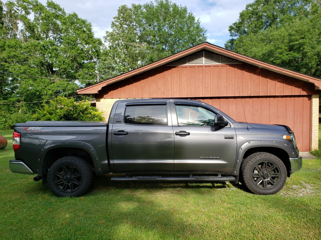 2019 Tundra.jpg