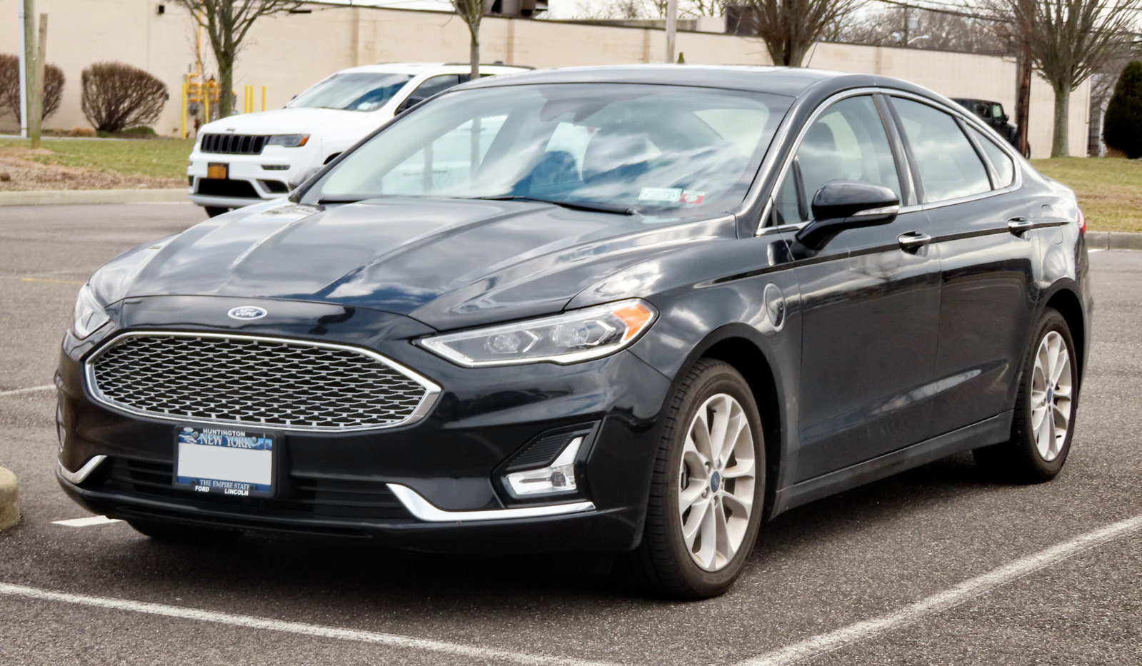 2019_Ford_Fusion_Titanium_Energi,_front_2.29.20.jpg