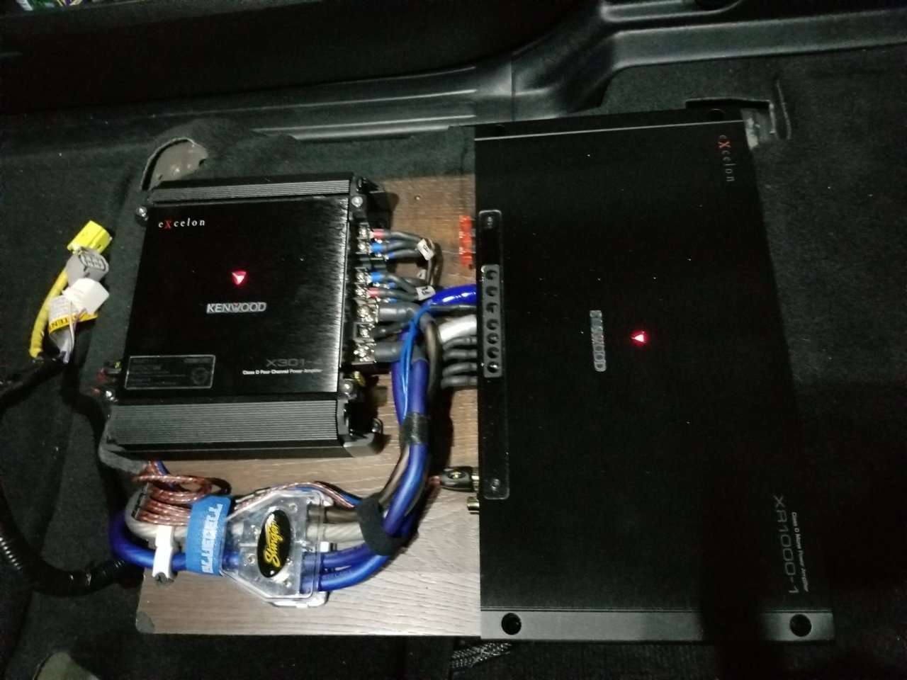 Amp power wire size and installing 2 amps. | Toyota Tundra Forum
