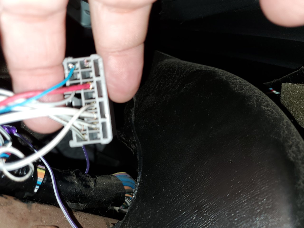 Connector wiring | Toyota Tundra Forum