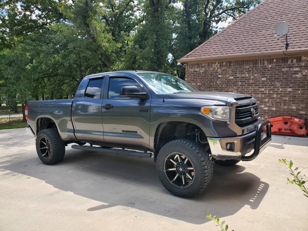 finally got it lifted... | Toyota Tundra Forum