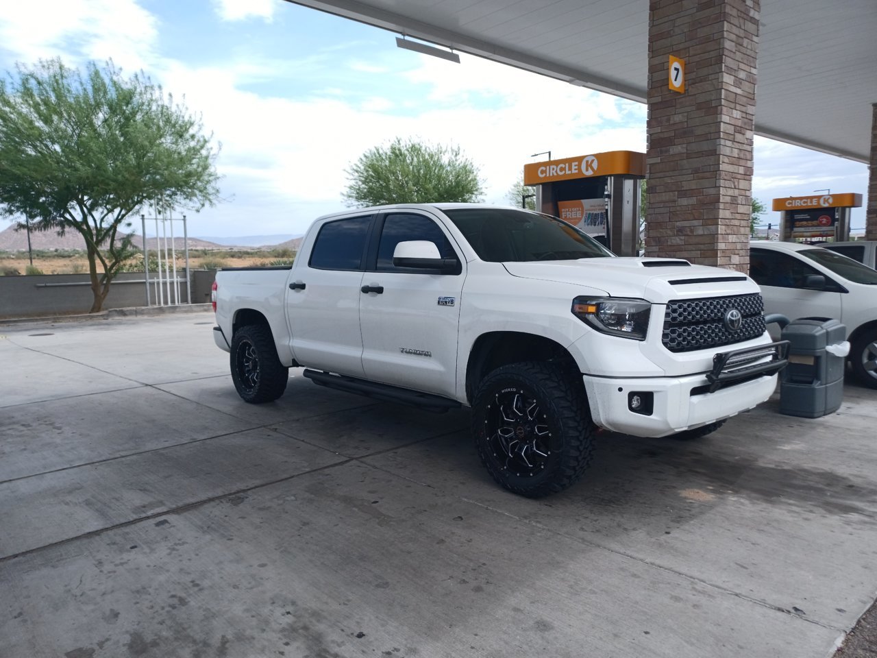 New shoes and wheels....Nfab light bar mount, Oedro steps | Toyota ...