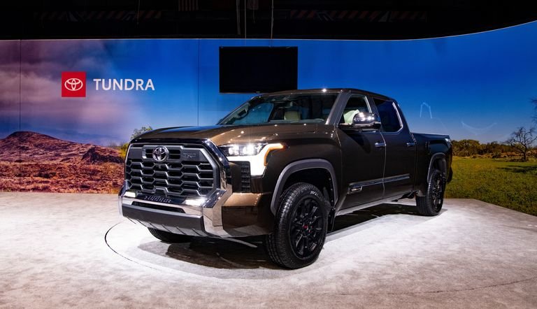 2022-toyota-tundra-1794-trd-101-1631807275.jpg