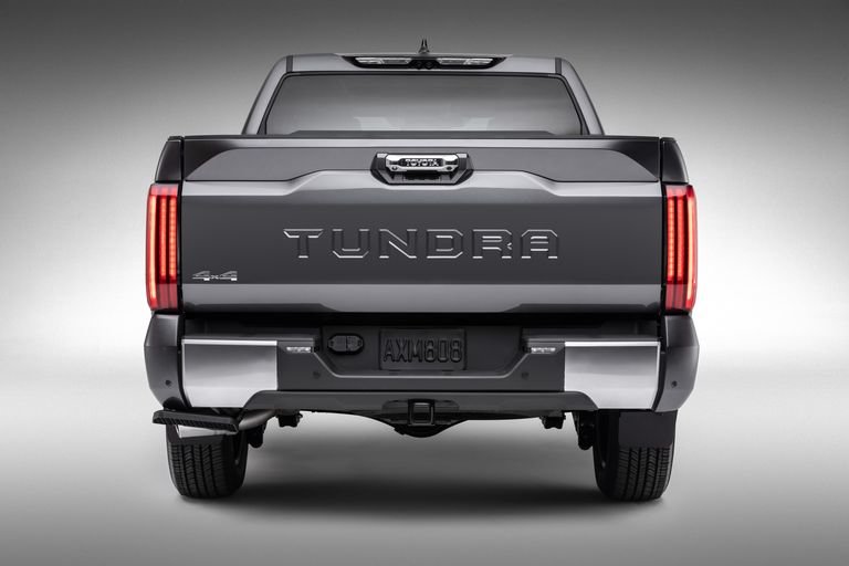 2022-toyota-tundra-limited-102-1631885362.jpg