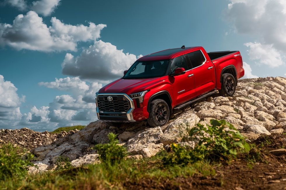 2022-toyota-tundra-limited-121-1631806092.jpg