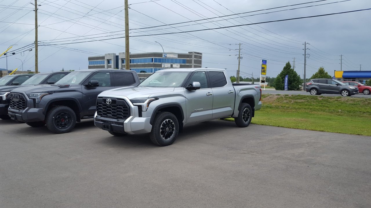 2023 Tundra-3.jpg