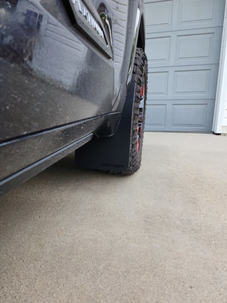 2023 Tundra Mudflaps Rekgen Front 1.jpg