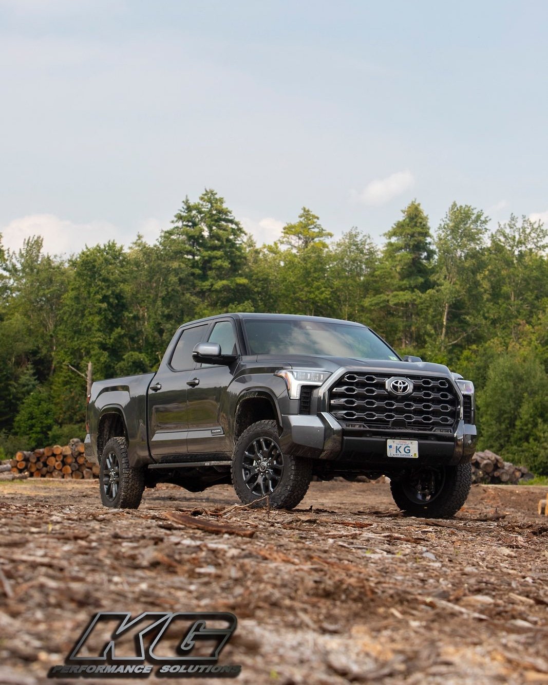 2023Tundra.jpg