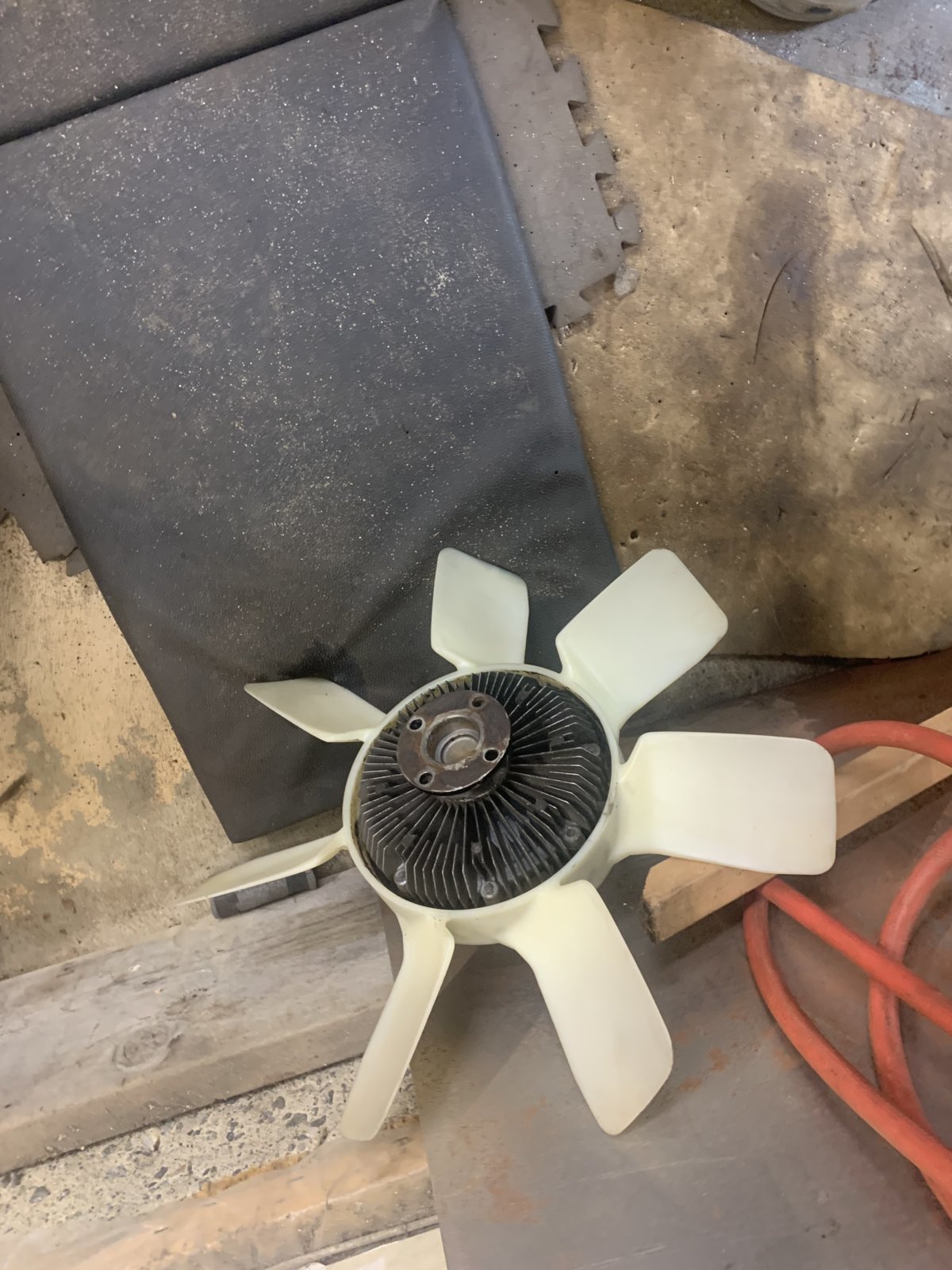 2F050C68-F0AE-48DD-86B3-D570F7F70355.jpg