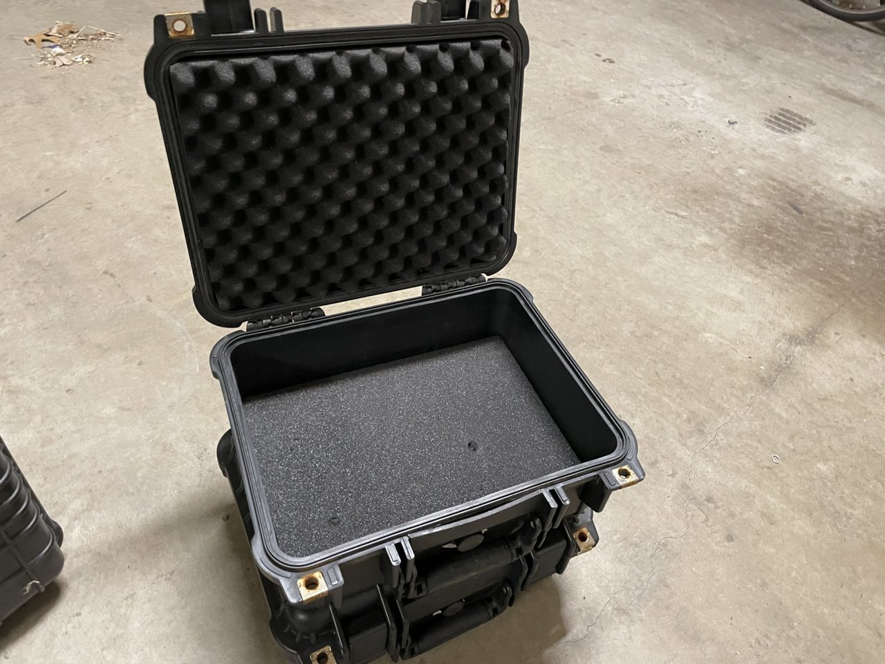 Assorted Knockoff Pelican Cases 