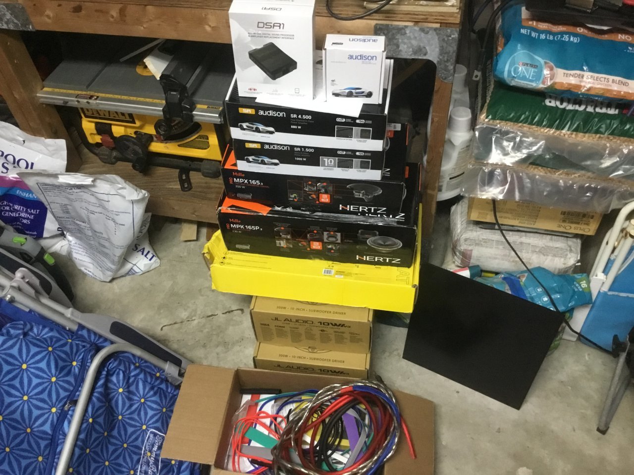 38E5F6E8-D369-4588-B933-3C41B548696C.jpg