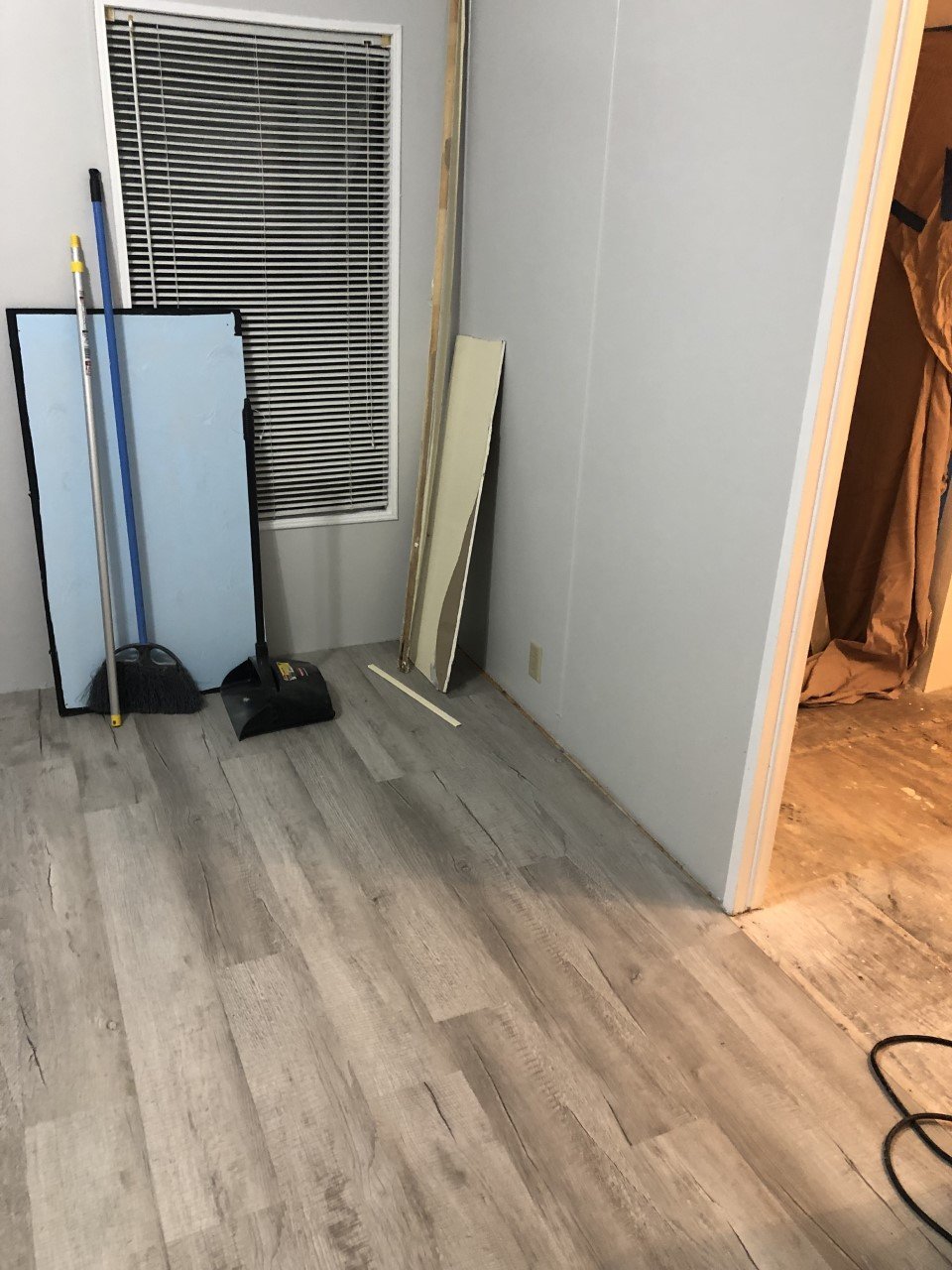 46 reno mstr floors.jpg