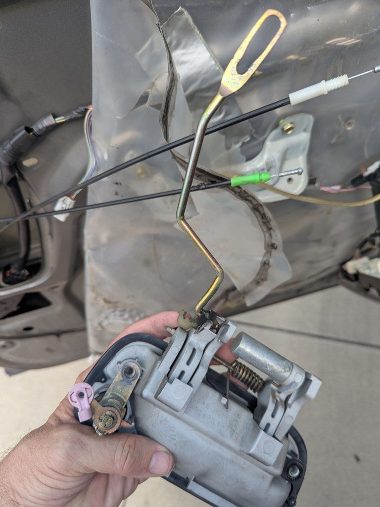 5.7 The whole handle came out. I removed the rod in a bench vise.jpg