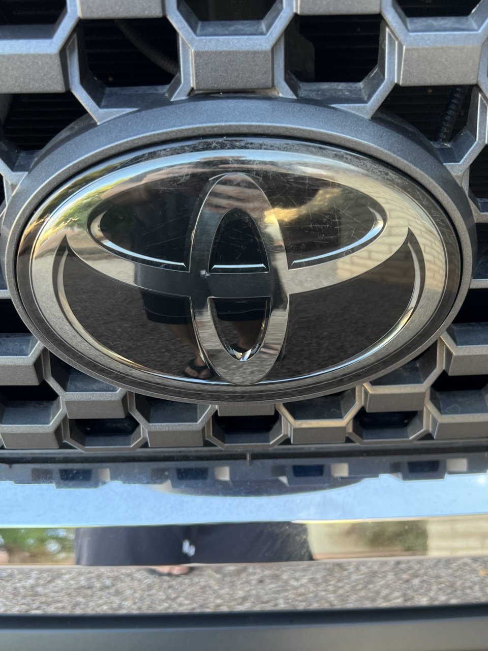 Front grille emblem? | Toyota Tundra Forum