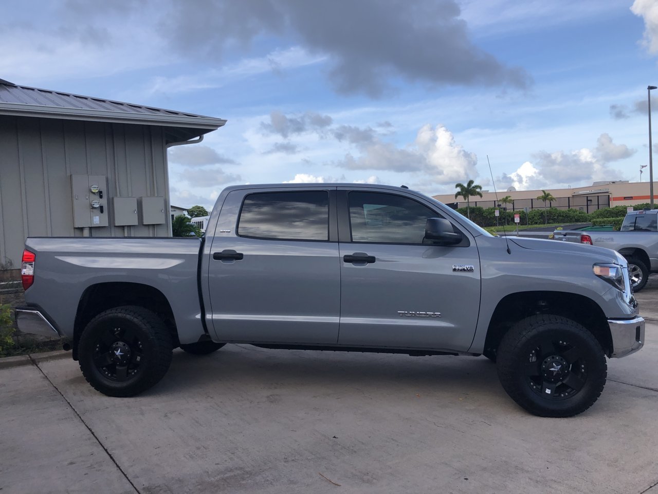 591E562C-D26F-4250-BDAF-46C386FB7657.jpg
