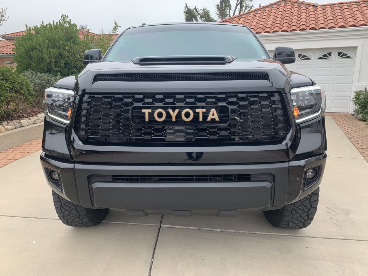 Want to convert to 2019 Trd grill need help | Toyota Tundra Forum 2019 Tundra Trd Pro Grill With Sensor