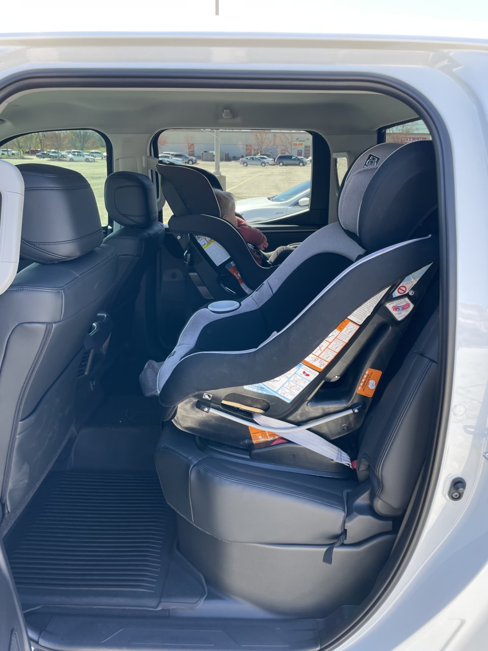 2018 toyota tundra car hotsell seat installation