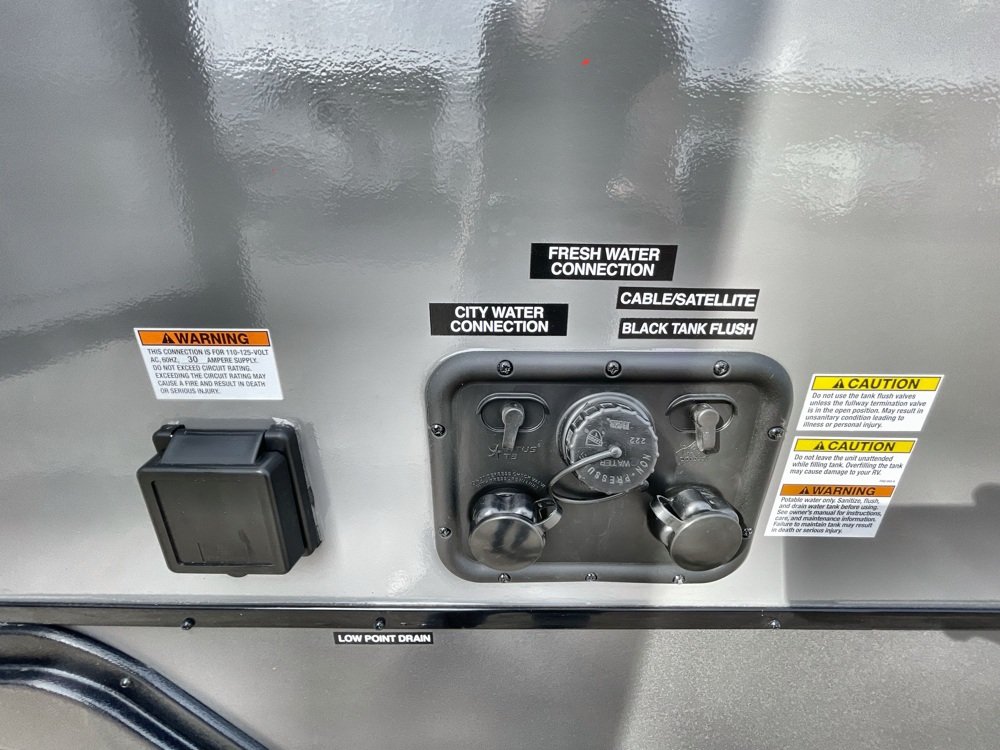 _close-up_water-center-convenience-station.jpg