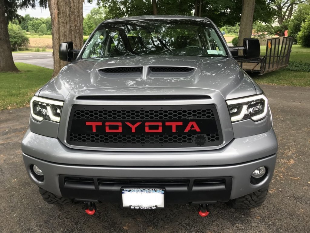 Тойота Секвойя Toyota Tundra