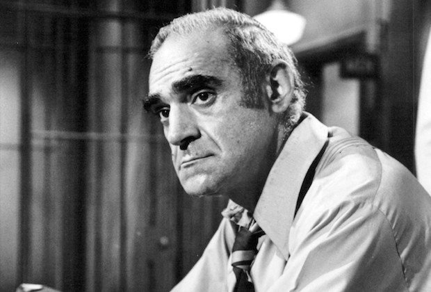 abe-vigoda-dead-barney-miller.jpg