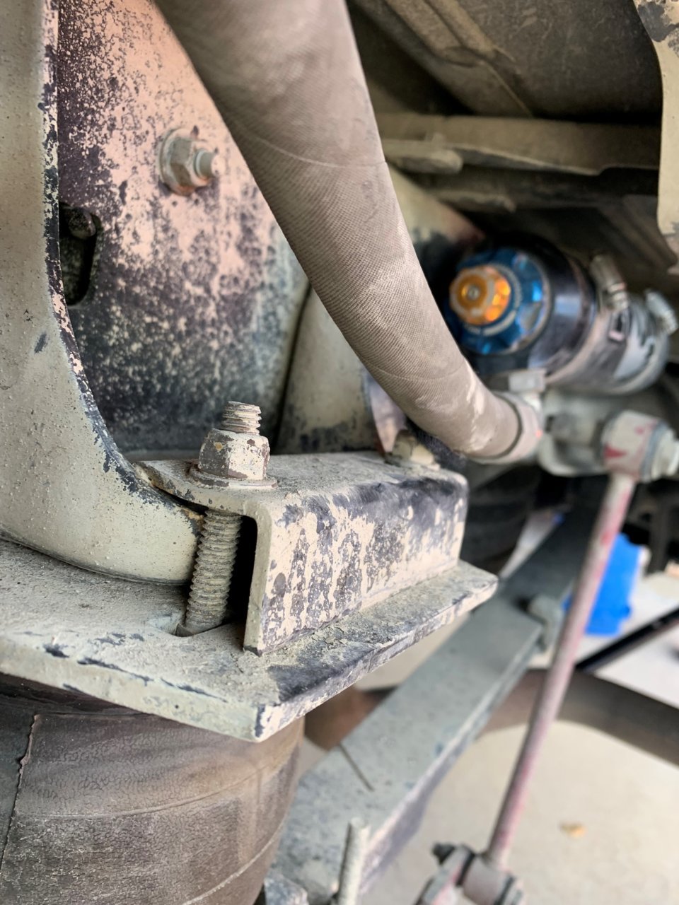 Air bag bolt.jpg