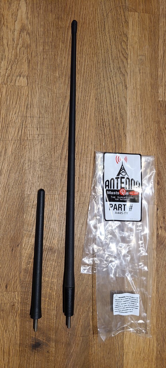 Antenna17inchcompare.jpg
