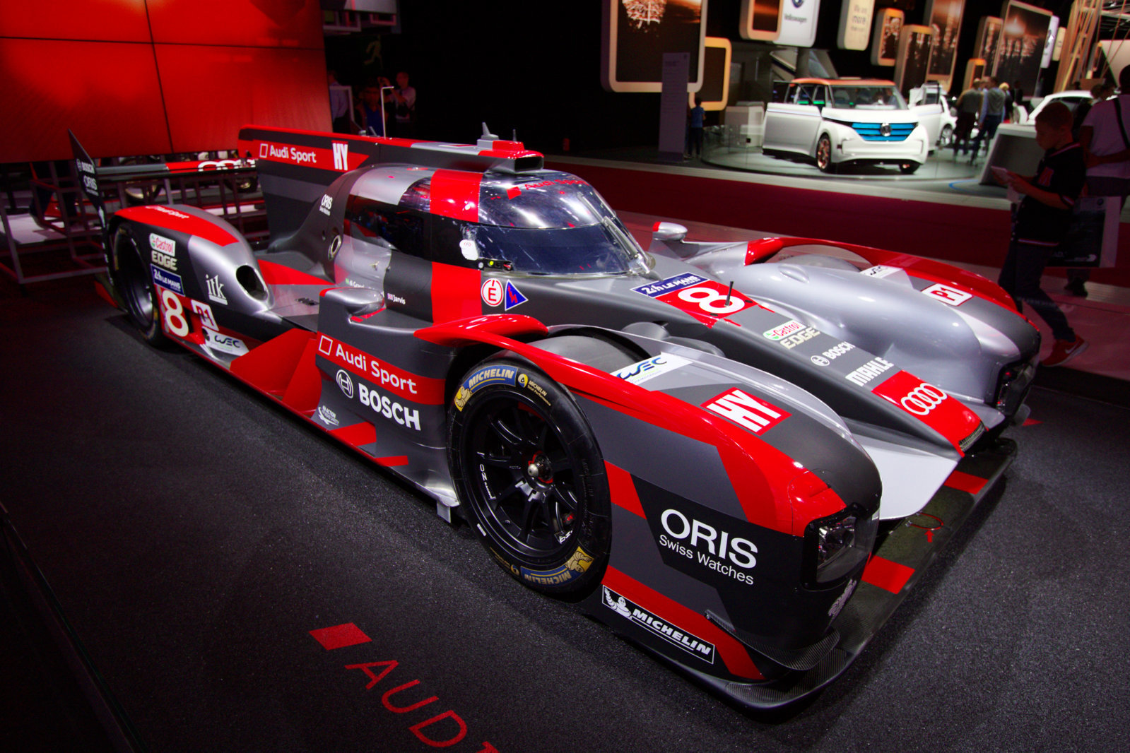 Audi_R18_-_Mondial_de_l'Automobile_de_Paris_2016_-_002.jpg